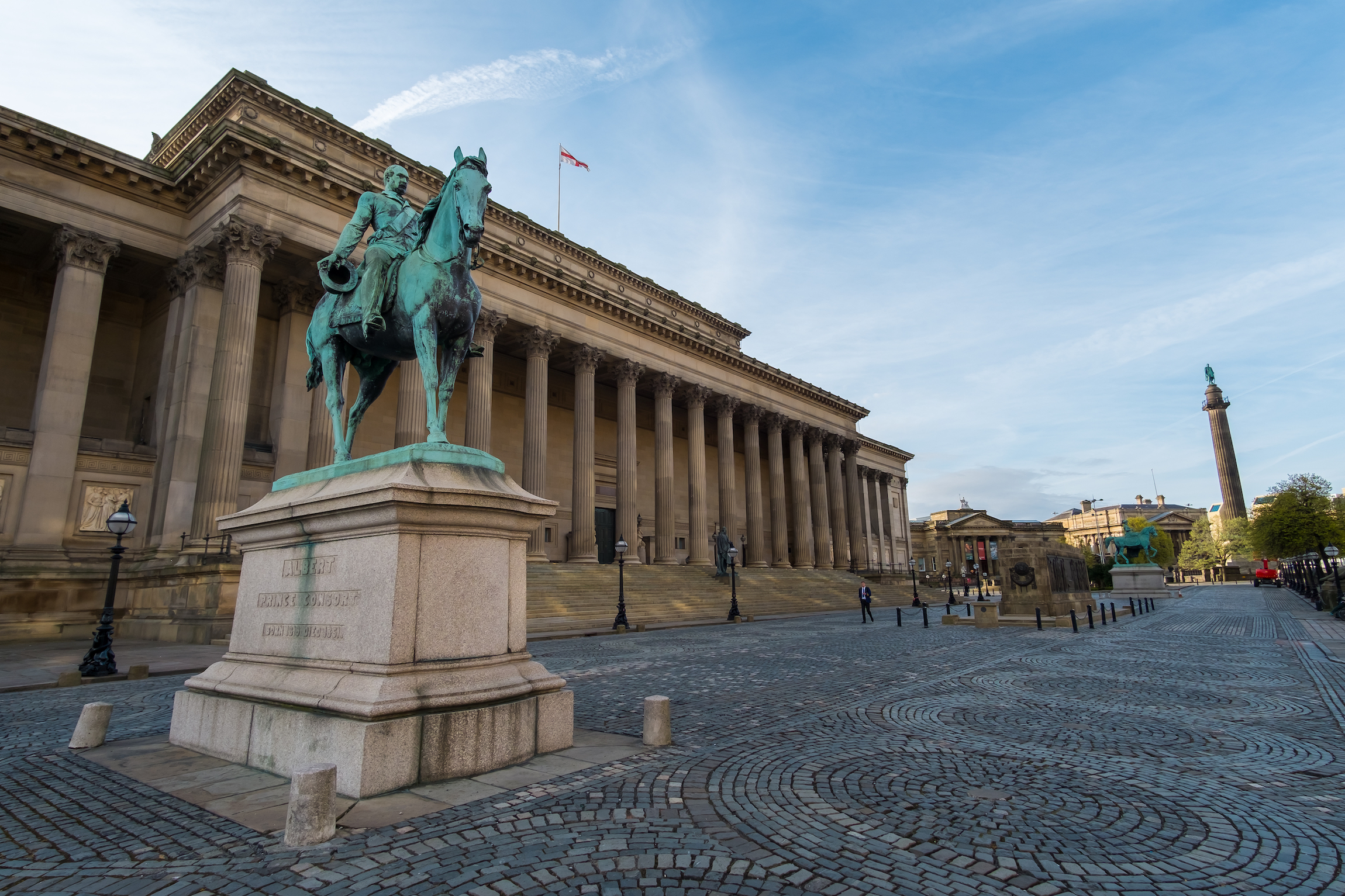 Statua księcia Alberta przed St. George Hall w Liverpoolu, Wielka Brytania